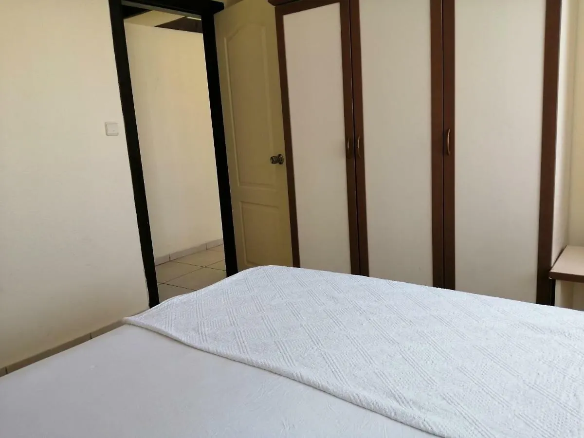 アパートホテル Oya Family Suites クシャダス