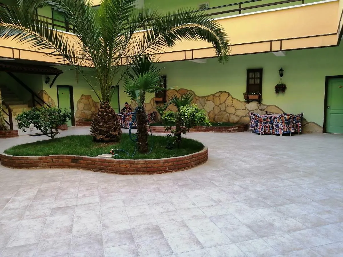Oya Family Suites Kusadasi Aparthotel