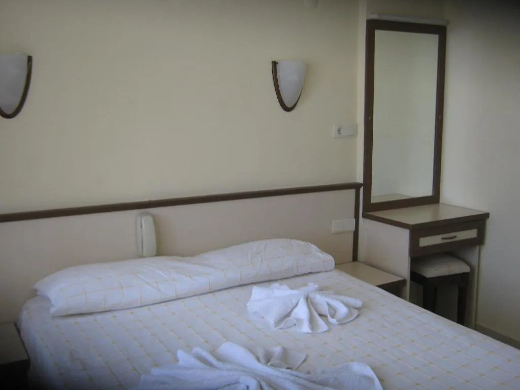 Oya Family Suites Kusadasi Aparthotel
