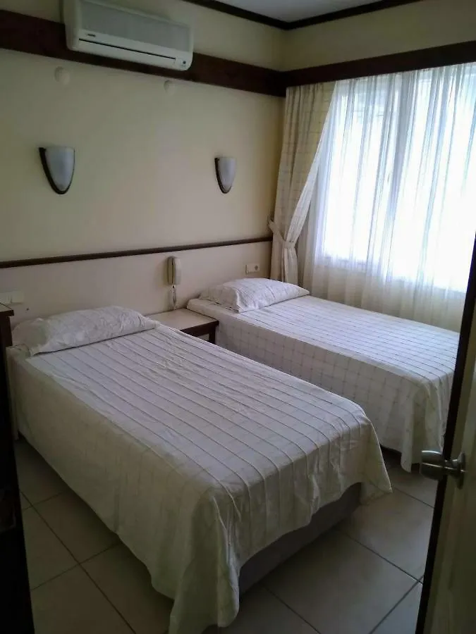 Oya Family Suites Kusadasi Aparthotel